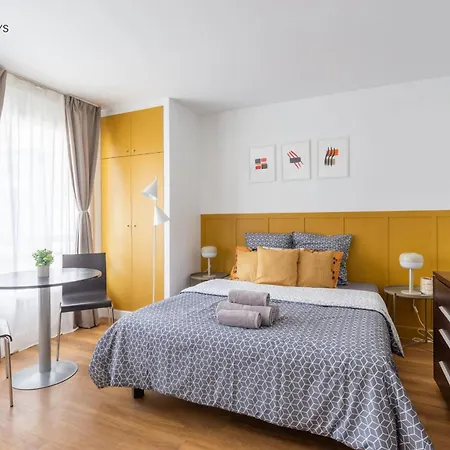 Studio 101 Cozy Studio With Terrace Eiffel Tower Paryż